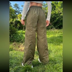 Parachute pants